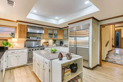 2006 Wychwood Drive, Austin, TX 78746 - Photo 12