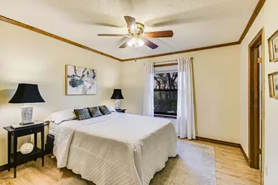 2006 Wychwood Drive, Austin, TX 78746 - Photo 16