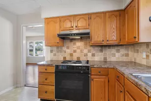 1119 Kent St, Taylor, TX 76574 - Photo 10