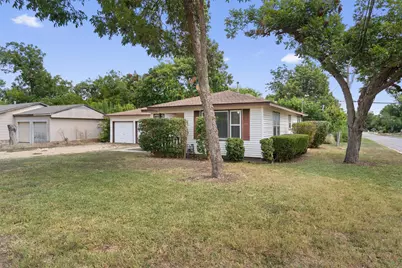 1119 Kent Street, Taylor, TX 76574 - Photo 2