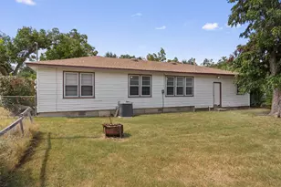 1119 Kent St, Taylor, TX 76574 - Photo 22