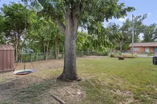 1119 Kent St, Taylor, TX 76574 - Photo 20