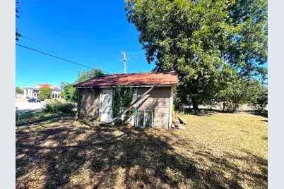 525 Washburn Street, Taylor, TX 76574 - Photo 6