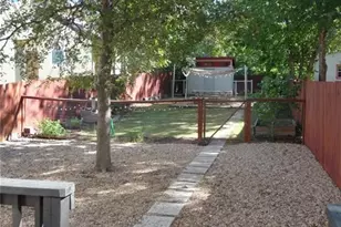 1701 Sanchez St, Austin, TX 78702 - Photo 12