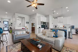 653 Coyote Crk Wy, Kyle, TX 78640 - Photo 12