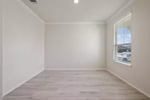 225 Gunther Way, Taylor, TX 76574 - Photo 6