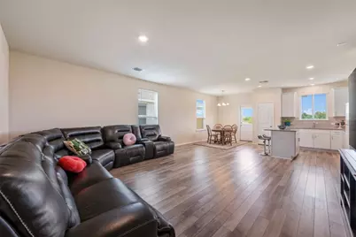 225 Gunther Way, Taylor, TX 76574 - Photo 8