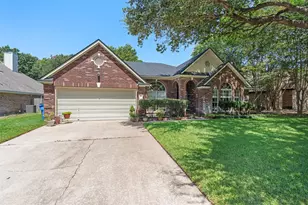 1208 Brophy Dr, Pflugerville, TX 78660 - Photo 2