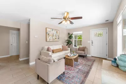 13323 Villa Park Dr Unit B, Austin, TX 78729 - Photo 1