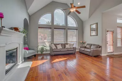 12221 Montclair Bend, Austin, TX 78732 - Photo 6