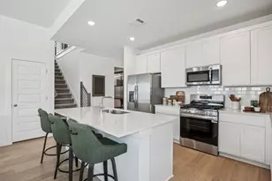 306 Sepulveda St, Hutto, TX 77336 - Photo 8