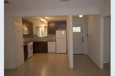 5204 Village Trail, Austin, TX 78744 - Photo 2