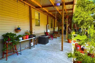 153 Tesoro Way, Del Valle, TX 78617 - Photo 6