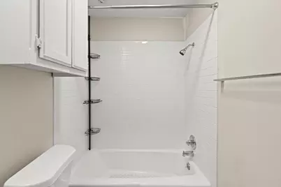 2810 Nueces Street #101, Austin, TX 78705 - Photo 16