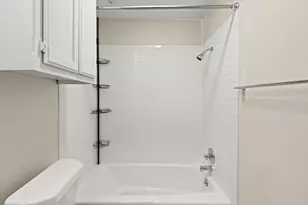 2810 Nueces St, Austin, TX 78705 - Photo 16