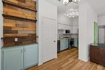 2810 Nueces Street #101, Austin, TX 78705 - Photo 4