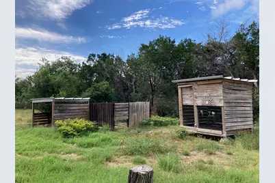 1050 Harmon Hills Road, Dripping Springs, TX 78620 - Photo 18