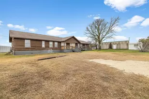 2275 Co Rd 127, Georgetown, TX 78626 - Photo 2