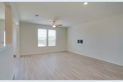 1109 Paradise Canyon Cove, Jarrell, TX 76537 - Photo 4