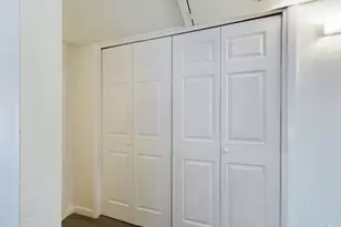 2124 Burton Dr, Austin, TX 78741 - Photo 20