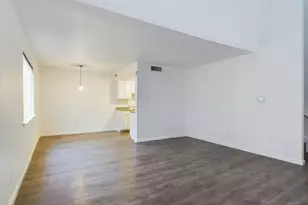 2124 Burton Dr, Austin, TX 78741 - Photo 6