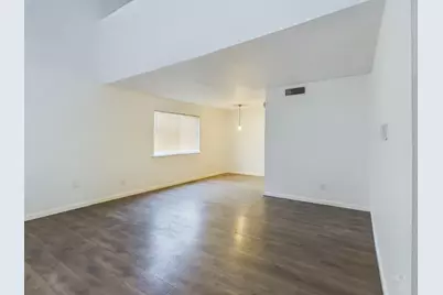 2124 Burton Drive #140, Austin, TX 78741 - Photo 4