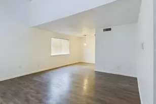 2124 Burton Dr, Austin, TX 78741 - Photo 4