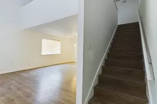 2124 Burton Dr, Austin, TX 78741 - Photo 2