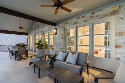 327 Meadowlakes Drive, Meadowlakes, TX 78654 - Photo 32