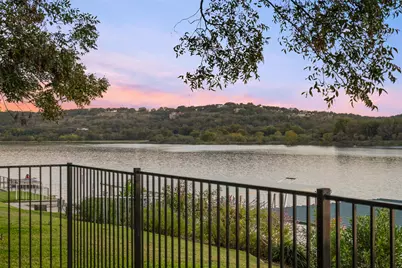 327 Meadowlakes Drive, Meadowlakes, TX 78654 - Photo 4