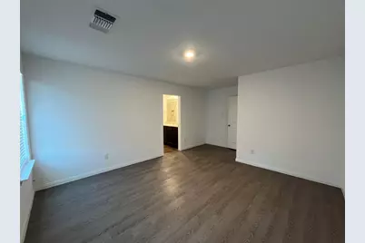 14141 Prospector Way, Elgin, TX 78621 - Photo 8