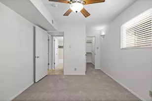 2220 Leon St, Austin, TX 78705 - Photo 12