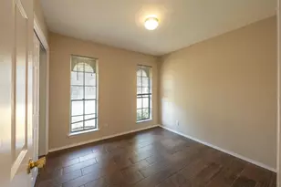 6400 Craigwood Cir, Austin, TX 78725 - Photo 26