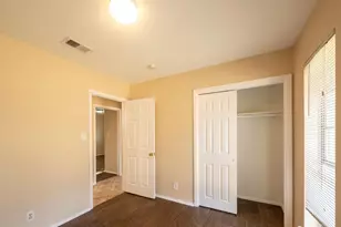 6400 Craigwood Cir, Austin, TX 78725 - Photo 28