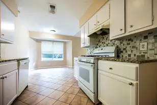 6400 Craigwood Cir, Austin, TX 78725 - Photo 18
