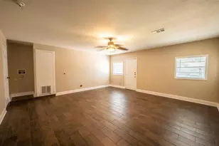 6400 Craigwood Cir, Austin, TX 78725 - Photo 2