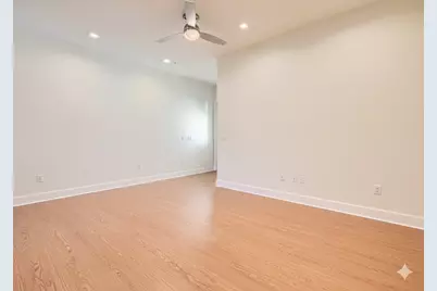 2400 Louis Henna Boulevard #208, Round Rock, TX 78664 - Photo 4