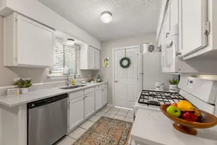 2311 Burleson Rd, Austin, TX 78741 - Photo 10