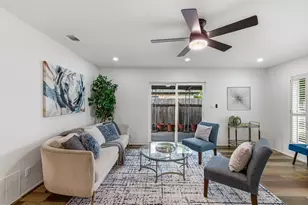 5613 Jacaranda Dr, Austin, TX 78744 - Photo 6