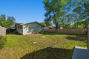 5613 Jacaranda Dr, Austin, TX 78744 - Photo 26