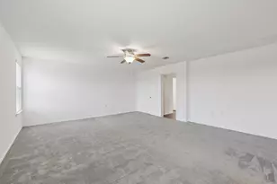 11013 Helms Deep Dr, Austin, TX 78754 - Photo 18