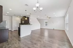 11013 Helms Deep Dr, Austin, TX 78754 - Photo 12