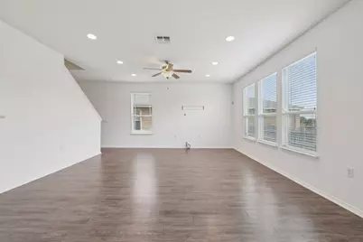 11013 Helms Deep Drive, Austin, TX 78754 - Photo 8