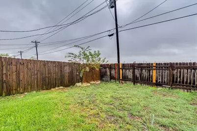 126 Sandstone Drive #F, Jarrell, TX 76537 - Photo 16