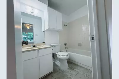 9906 Hundred Oaks Circle #B, Austin, TX 78750 - Photo 6