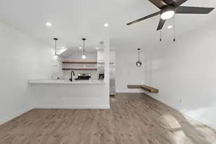 2124 Burton Dr, Austin, TX 78741 - Photo 4