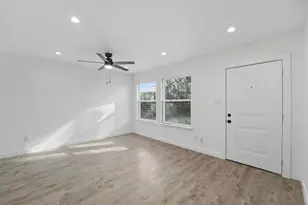 2124 Burton Dr, Austin, TX 78741 - Photo 26