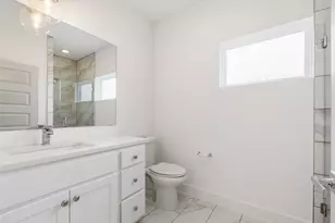 513 W Croslin St, Austin, TX 78752 - Photo 30
