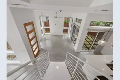 513 W Croslin Street #B, Austin, TX 78752 - Photo 20