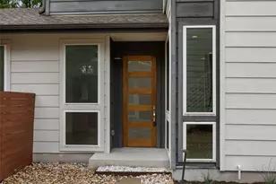 513 W Croslin St, Austin, TX 78752 - Photo 2